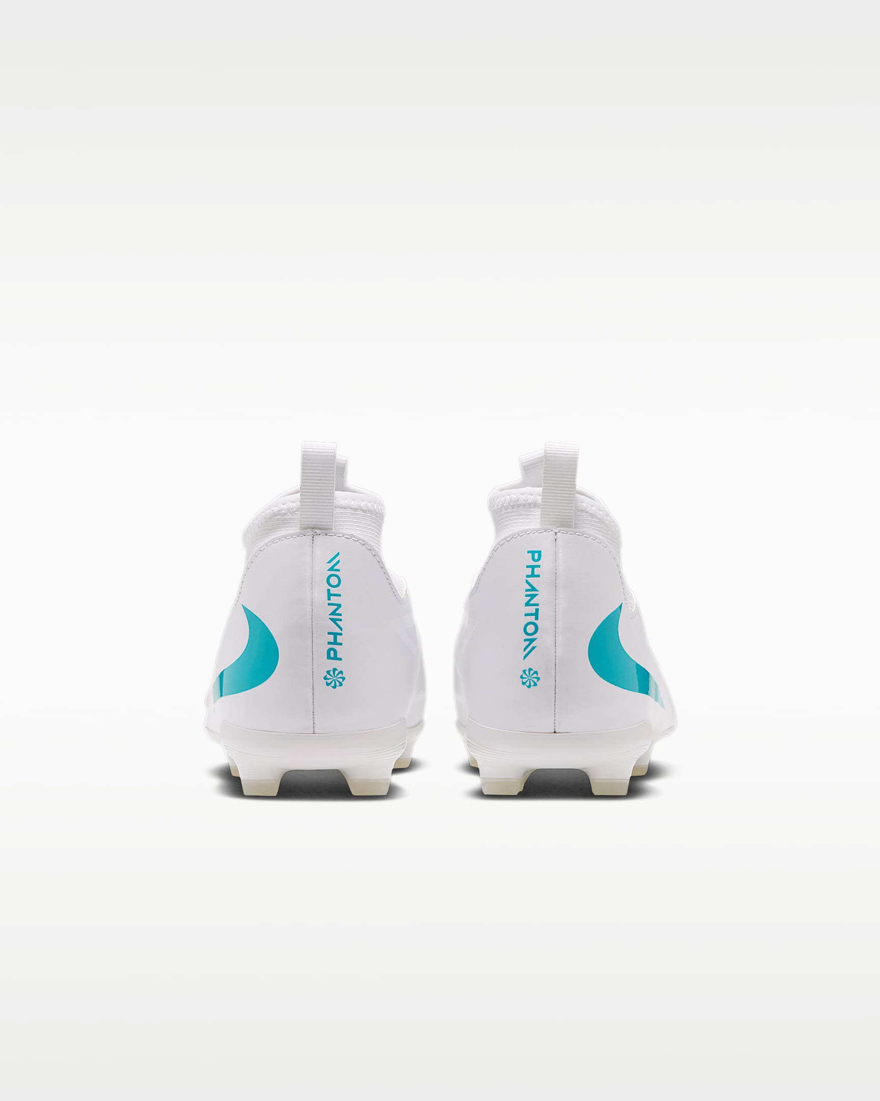 Nike Jr. Phantom 6 High Academy Fußballschuh für verschiedene Böden für ältere Kinder