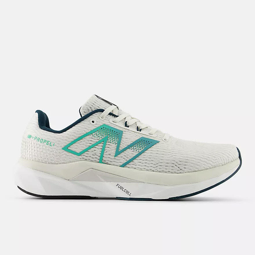 New Balance FuelCell Propelv5 Schuhe