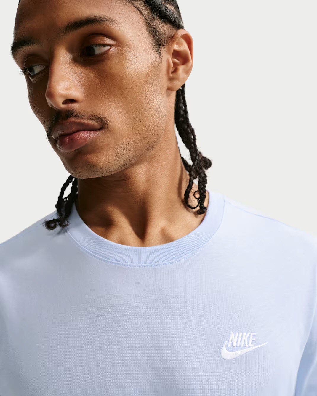 Nike Sportswear Club Herren-T-Shirt