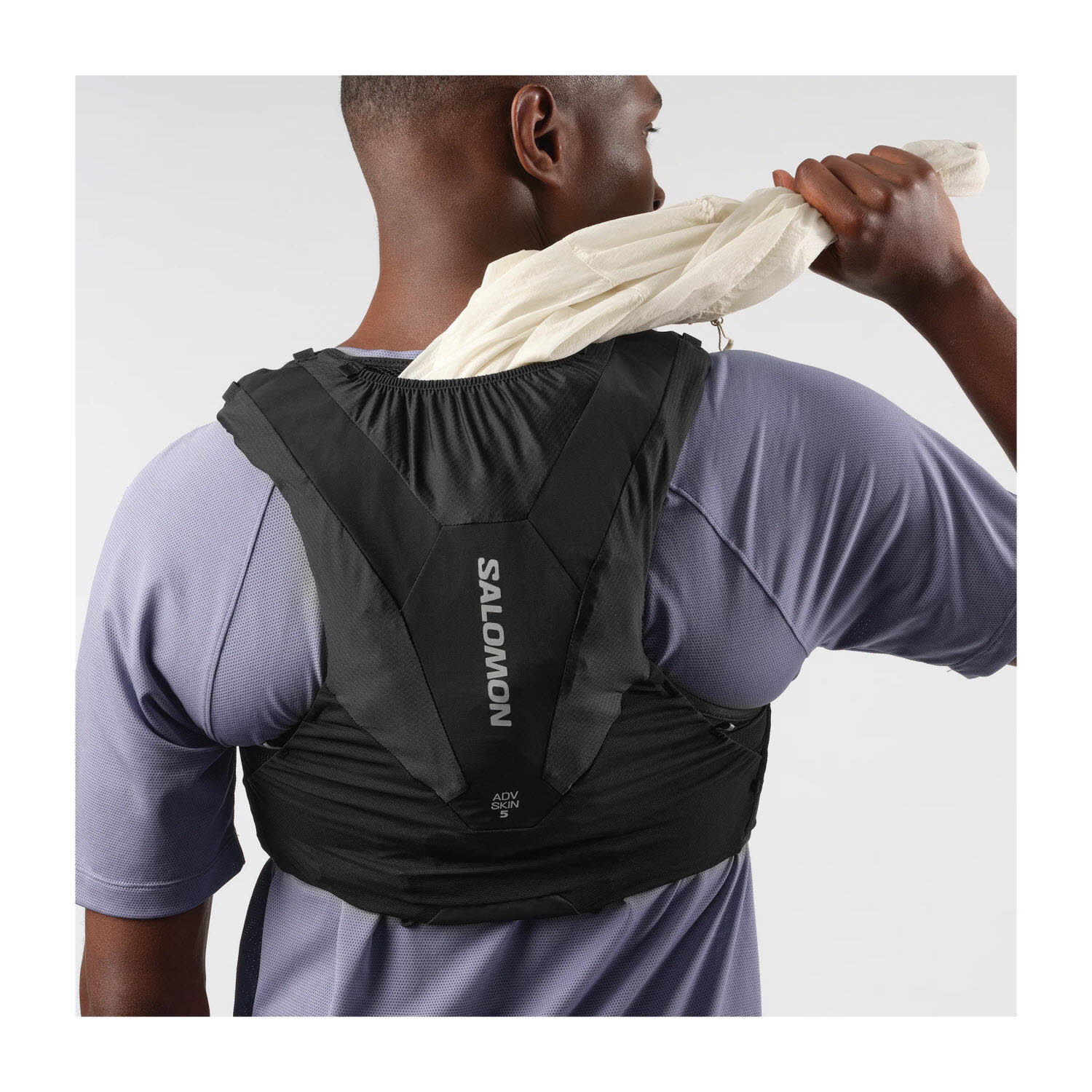 Salomon ADV SKIN 5 
Laufweste mit Flasks Unisex