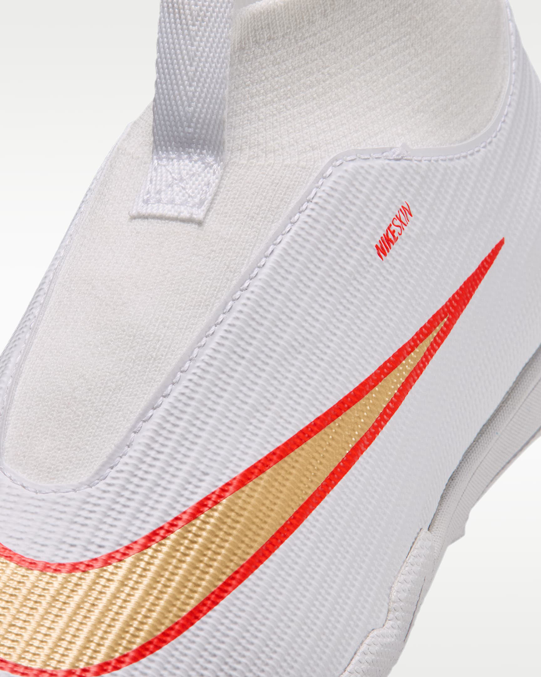 Nike Jr. Mercurial Superfly 11 Academy High-Top-Fußballschuh für Turf (ältere Kinder)