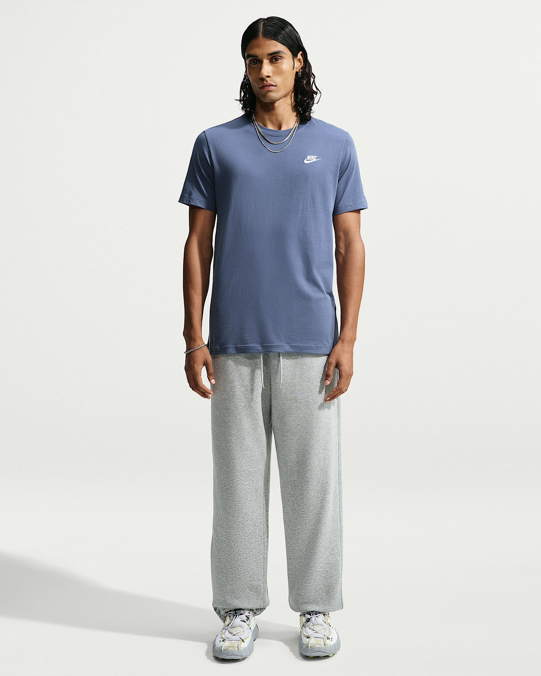 Nike Sportswear Club Herren-T-Shirt