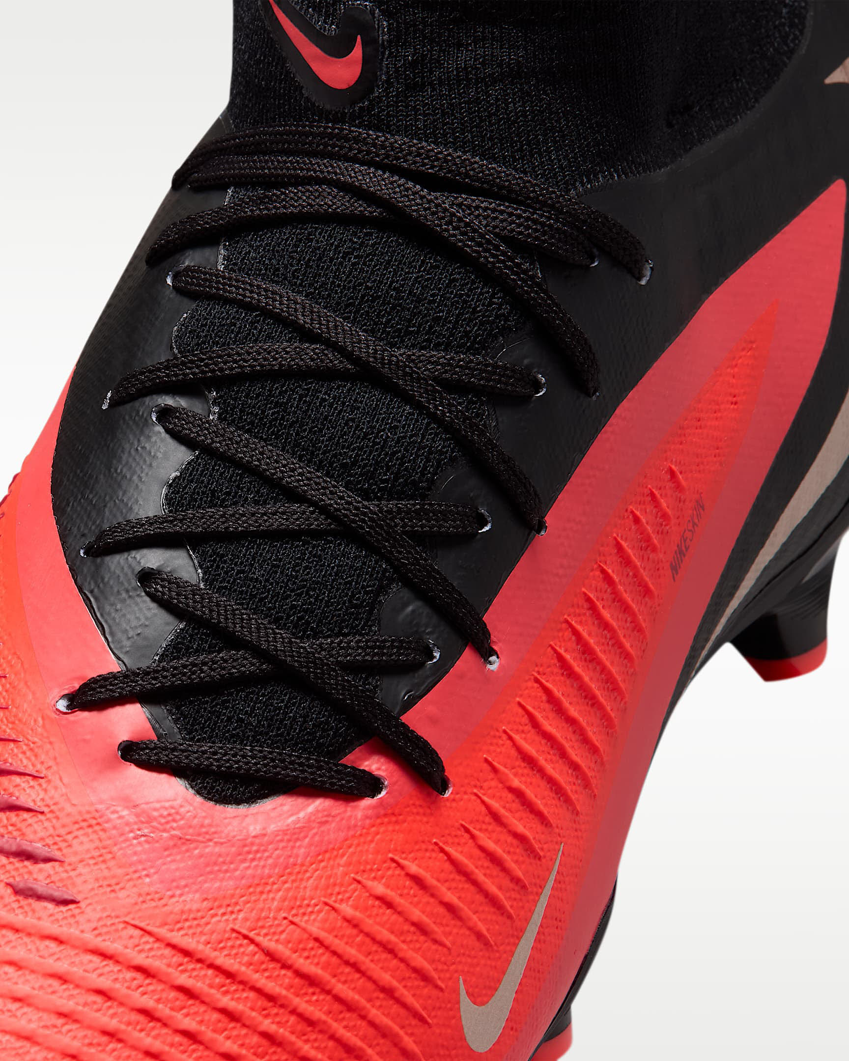 Nike Phantom 6 High Academy Fußballschuh für verschiedene Böden