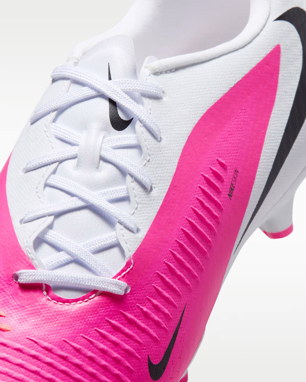 Nike Phantom 6 Low Academy FG/MG