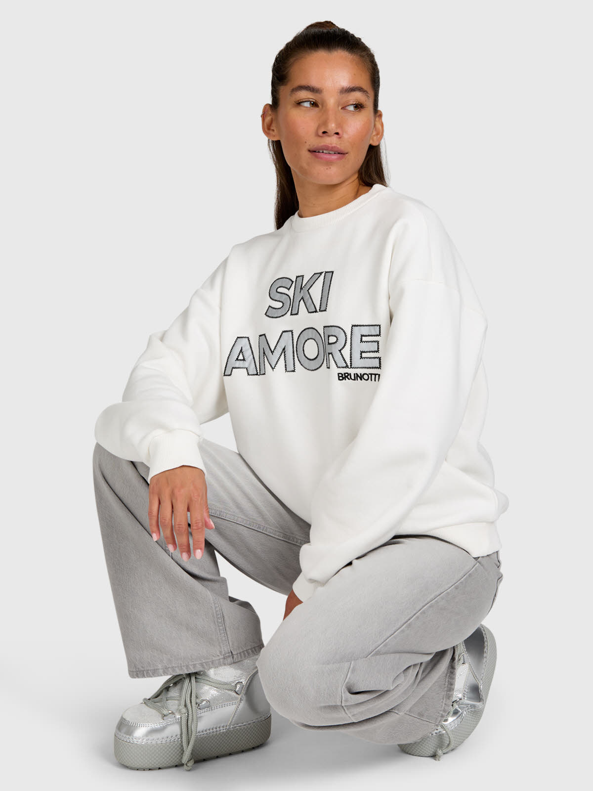 Jamea Women Sweater