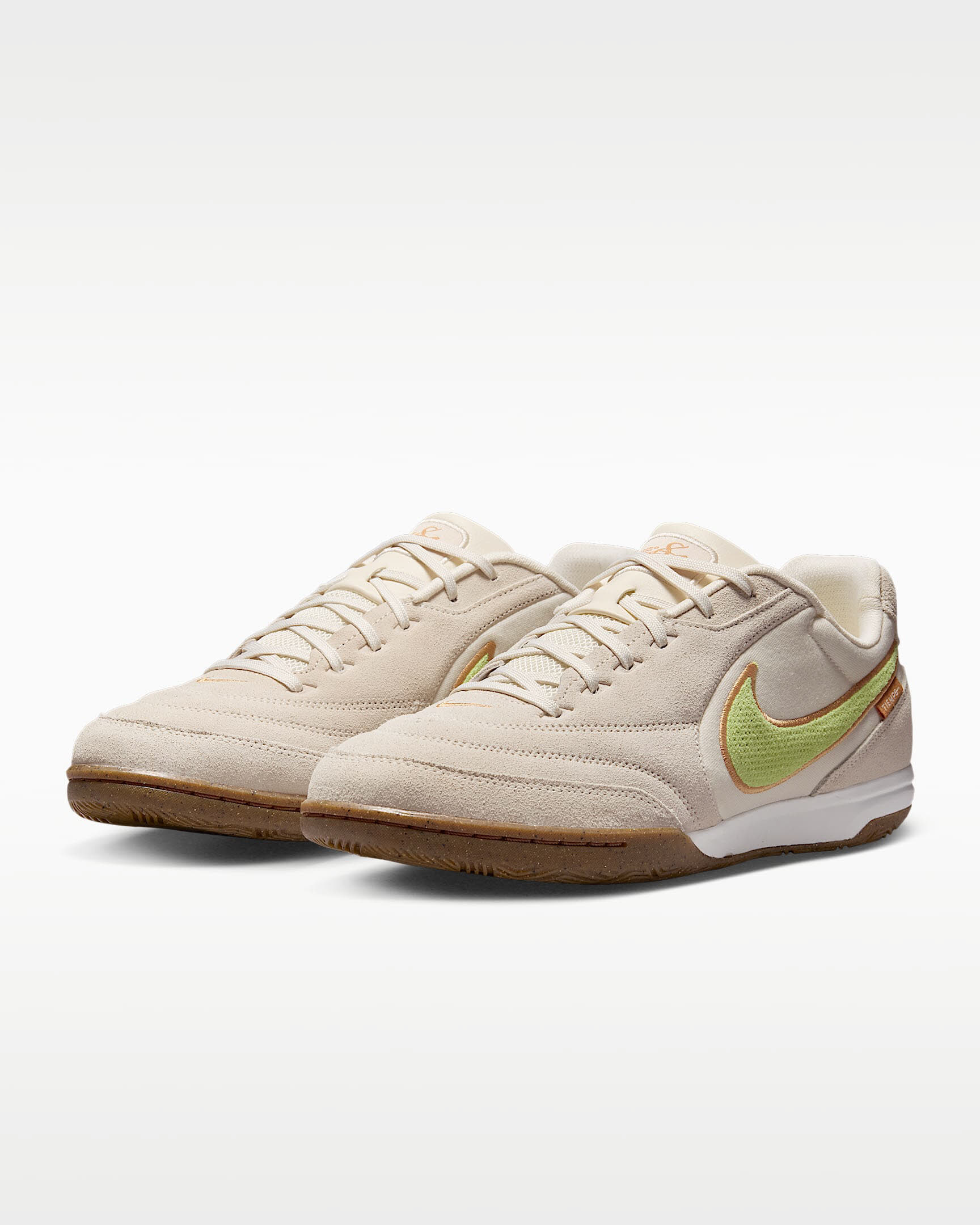 Nike Tiempo Street Gato PRM Low-Top-Fußballschuh für Hallen- und Hartplätze