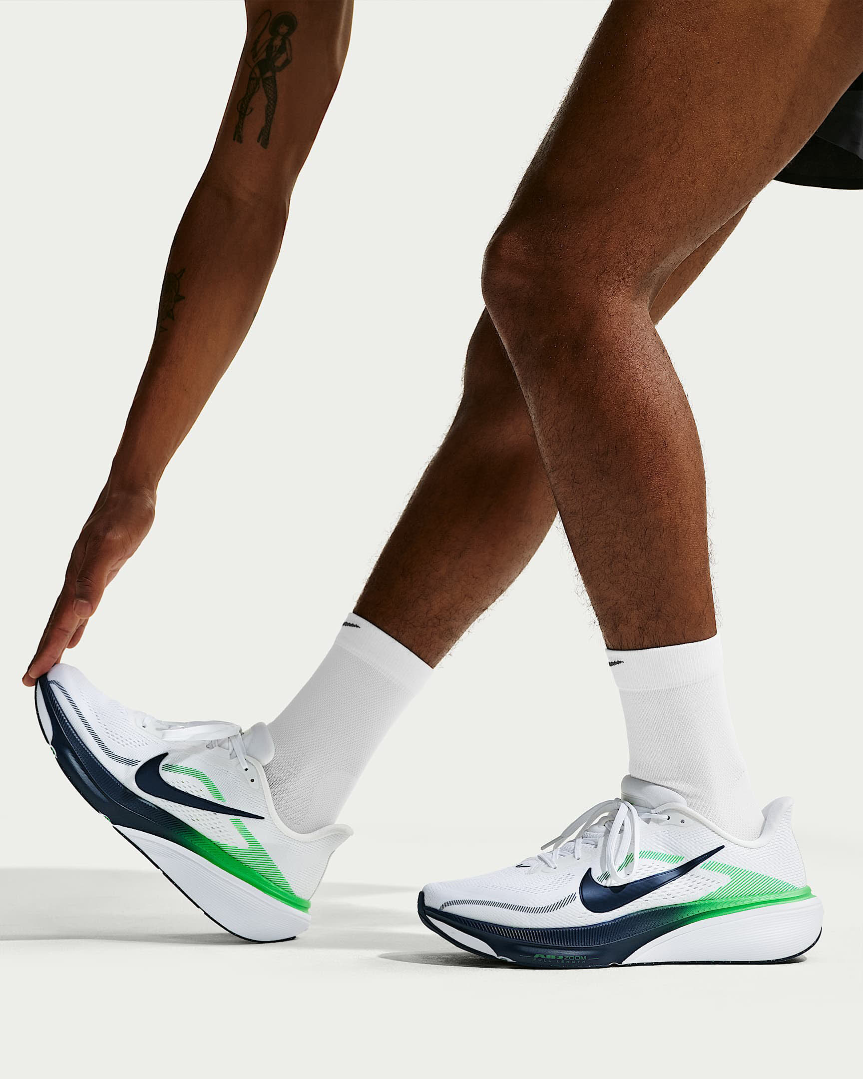 Nike Pegasus 42 Straßenlaufschuh (Herren)