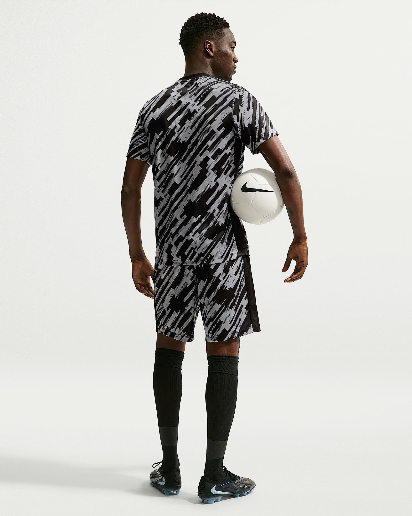 Nike Academy+ Dri-FIT Fußballshorts (Herren)