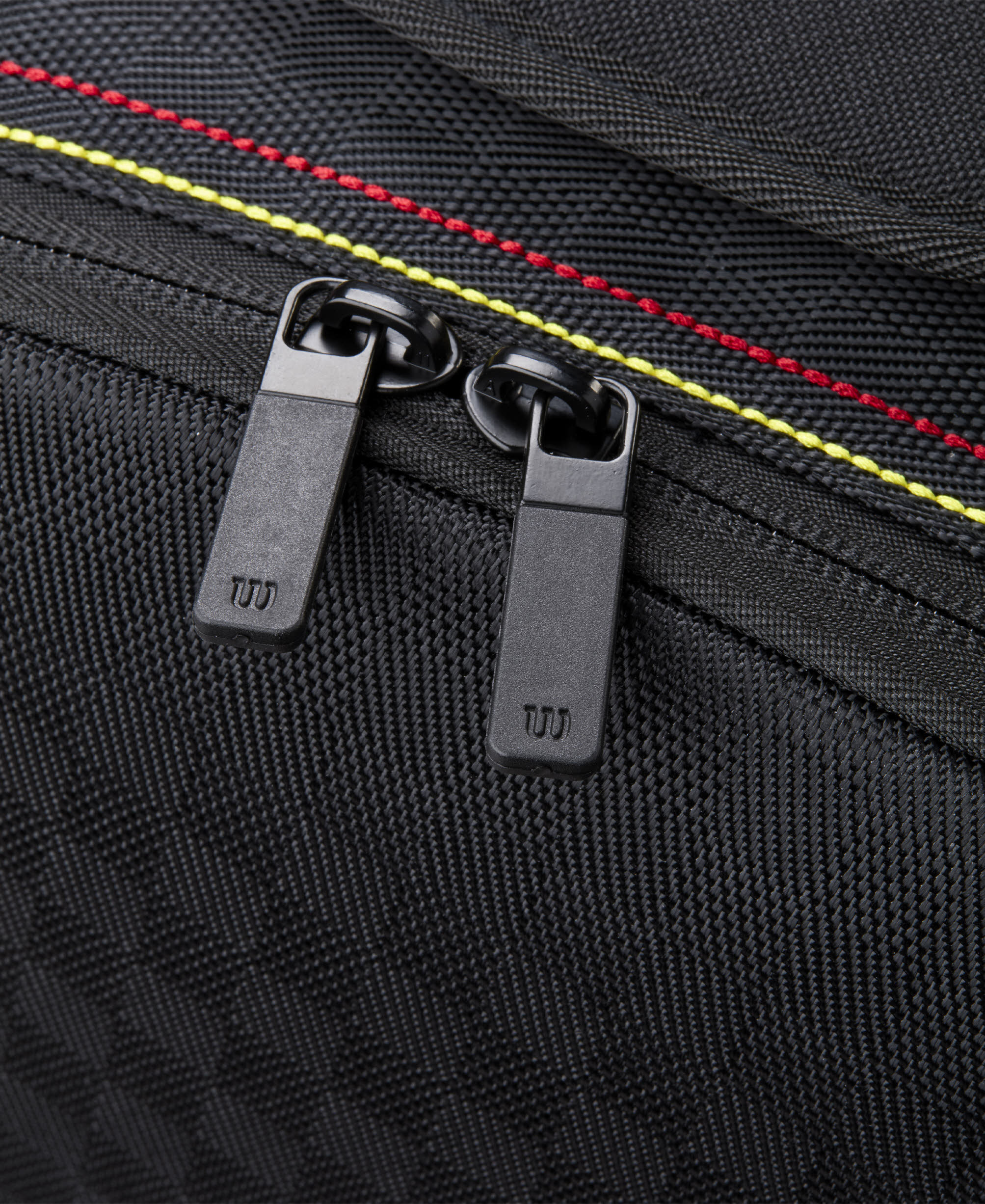 PRO STAFF CLASSIC 6PK RACKET BAG Black