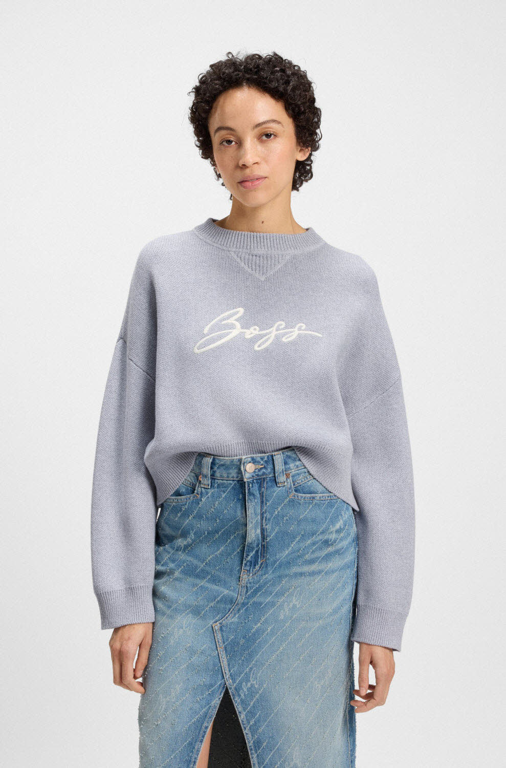 BOSS Cropped-Pullover aus Baumwolle mit gesticktem Logo-Schriftzug