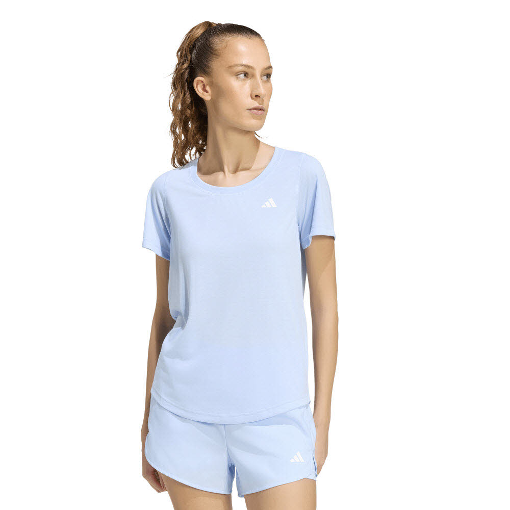 Adidas Workout Essentials T-Shirt mit tiefem Ausschnitt Damen