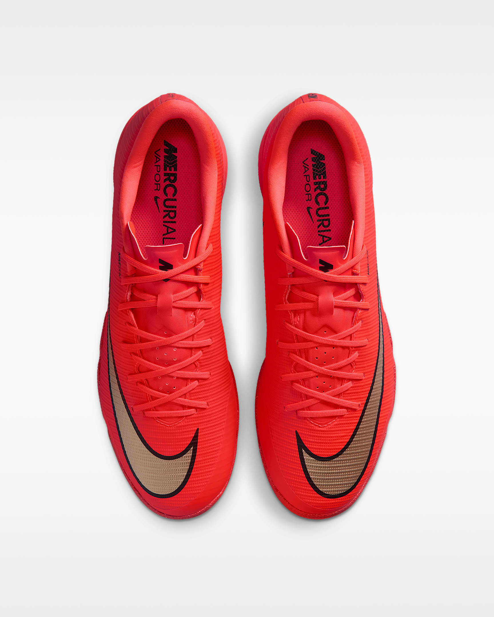 Nike Mercurial Vapor 17 Academy Low-Top-Fußballschuh für Hallen- und Hartplätze