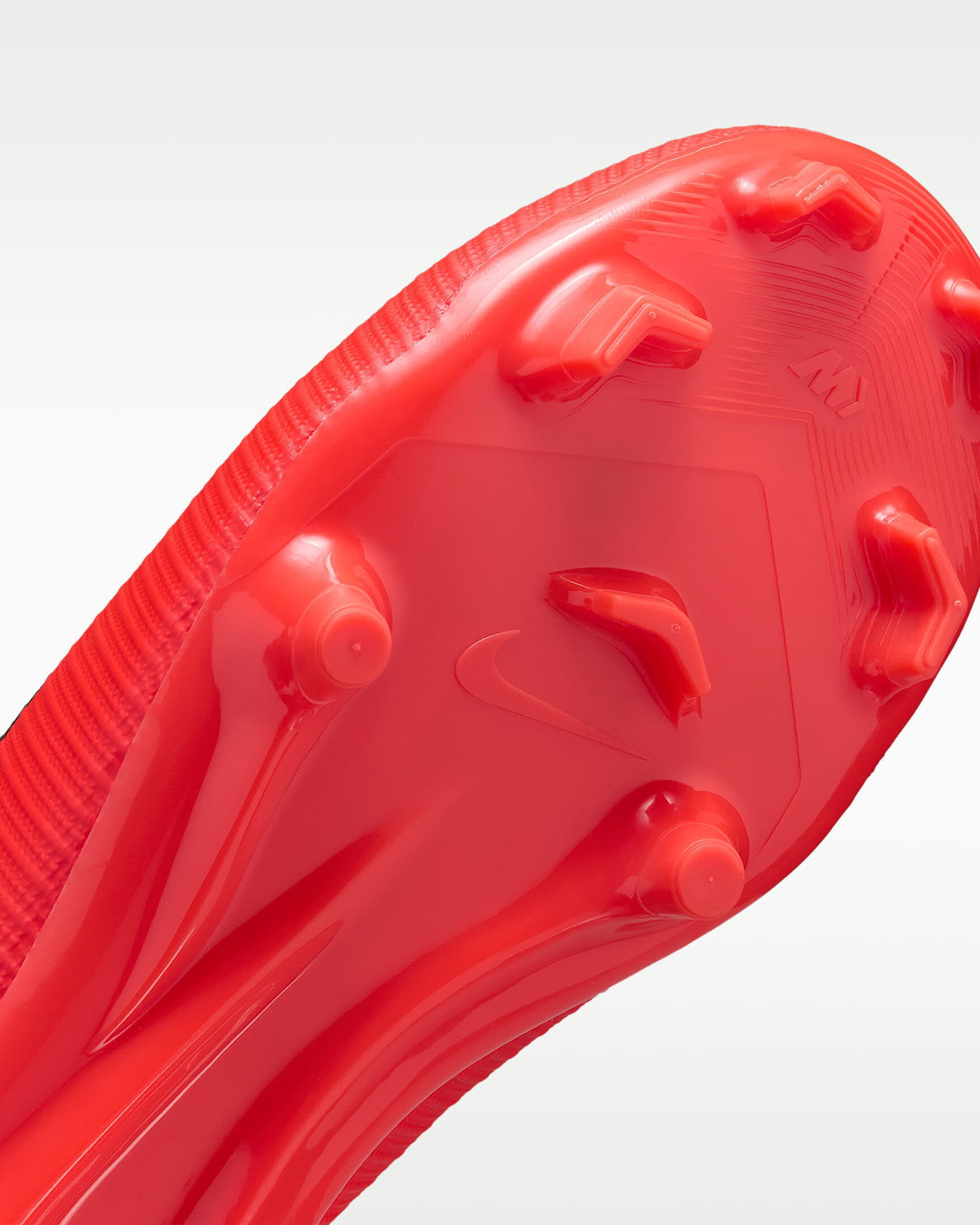 Nike Jr. Mercurial Vapor 17 Academy Low Top Fußballschuh für verschiedene Böden (ältere Kinder)