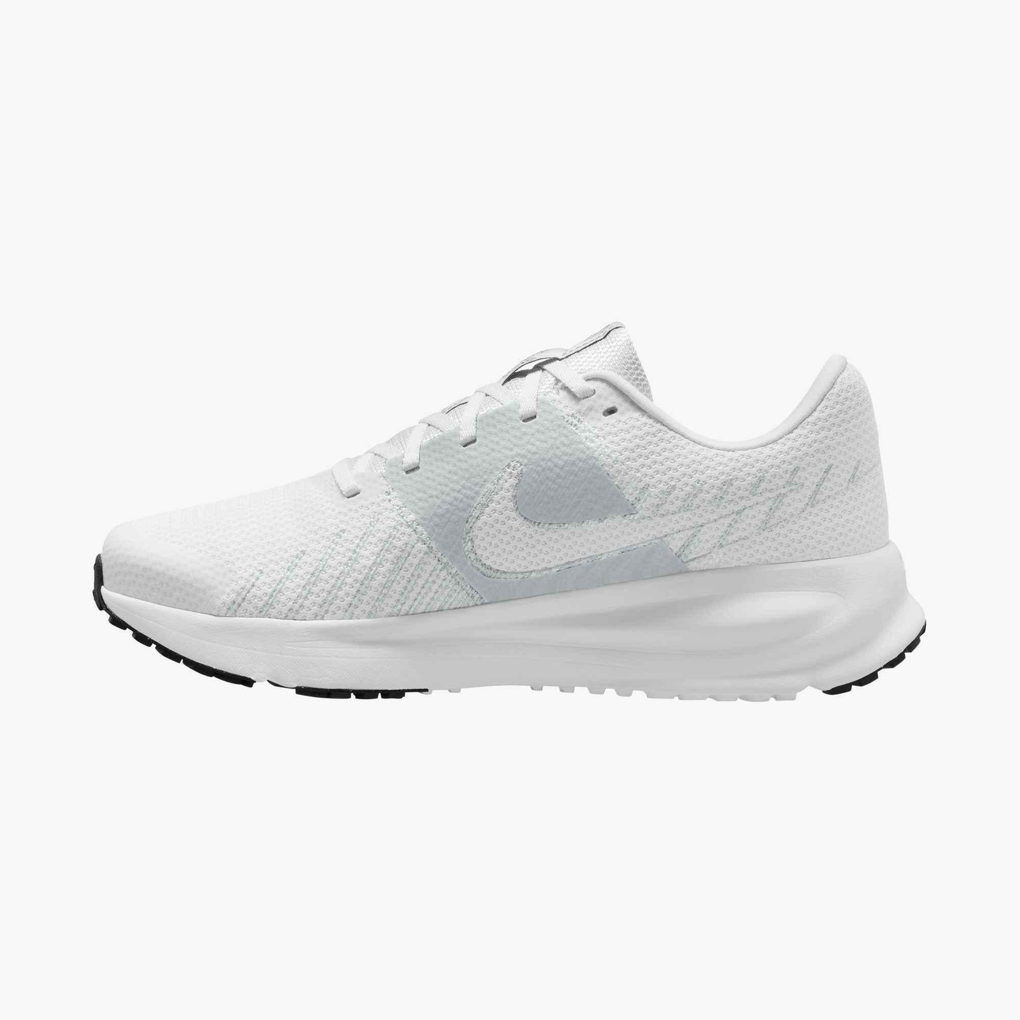 NIKE RUN DEFY