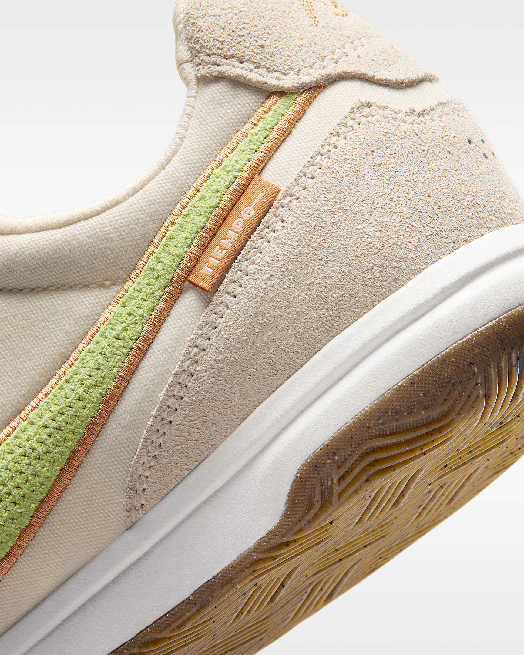 Nike Tiempo Street Gato PRM Low-Top-Fußballschuh für Hallen- und Hartplätze