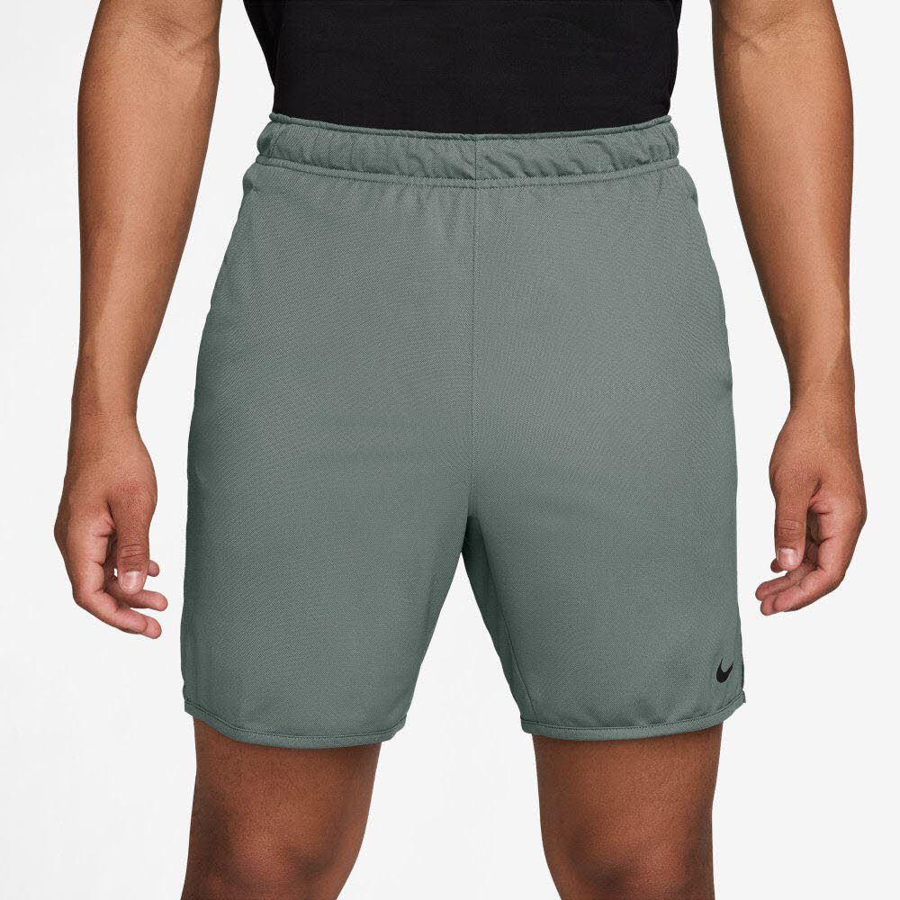 Nike Totality Men"s Dri-FIT 7" Short