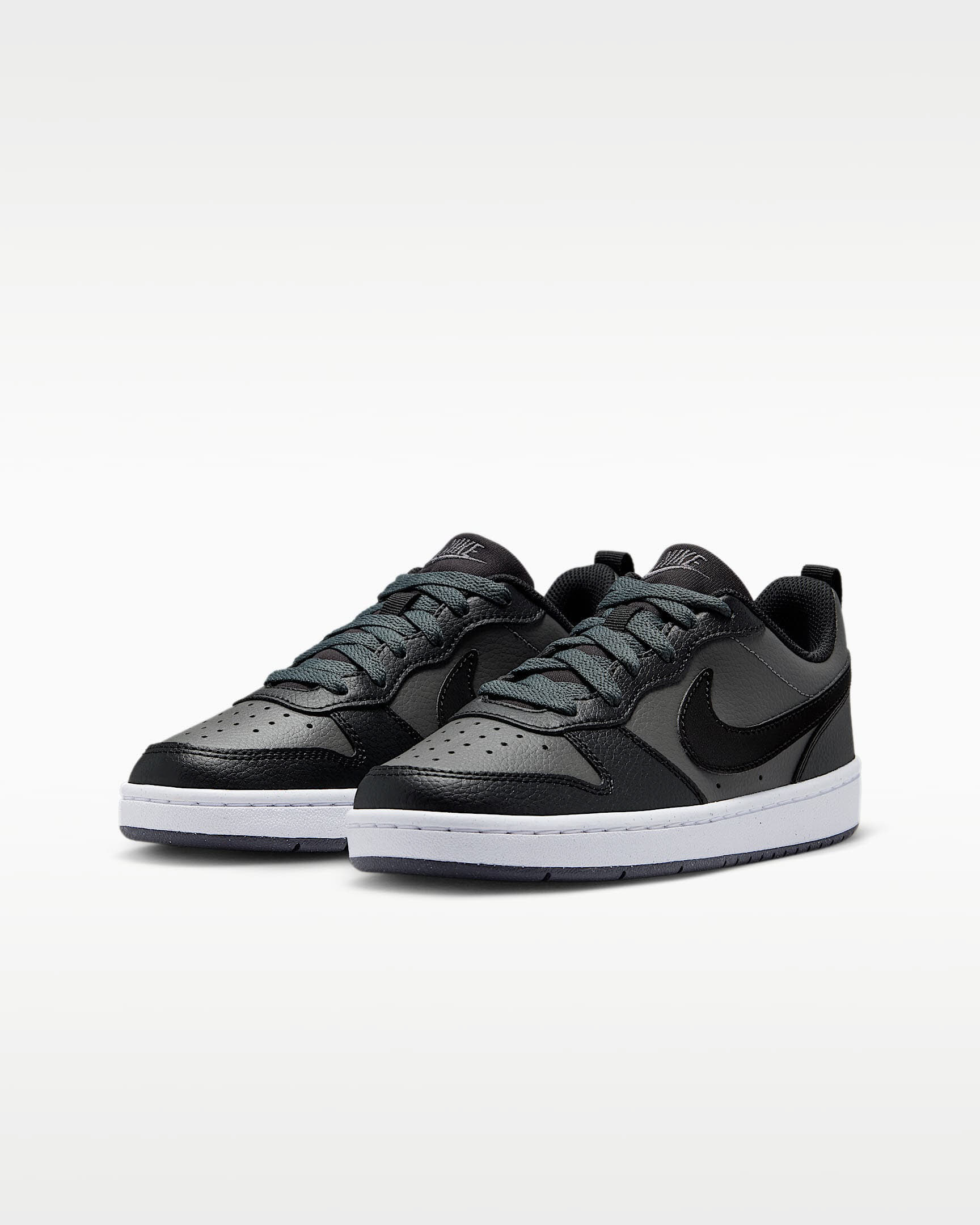 Nike Court Borough Low Schuh (ältere Kinder)