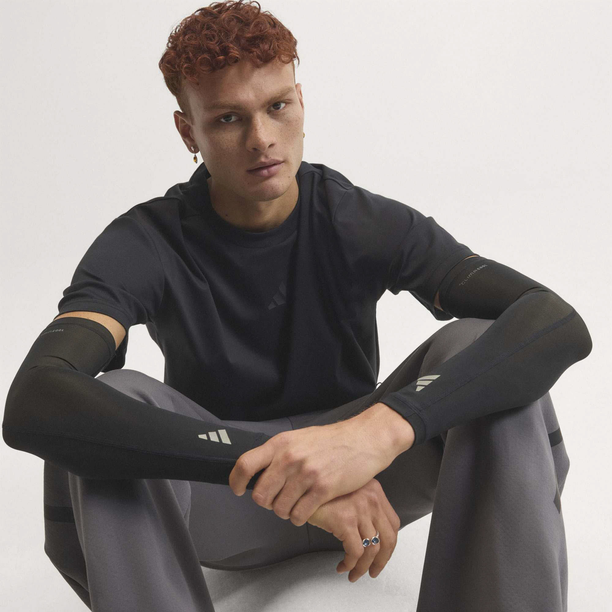 M Z.N.E. TEE LO