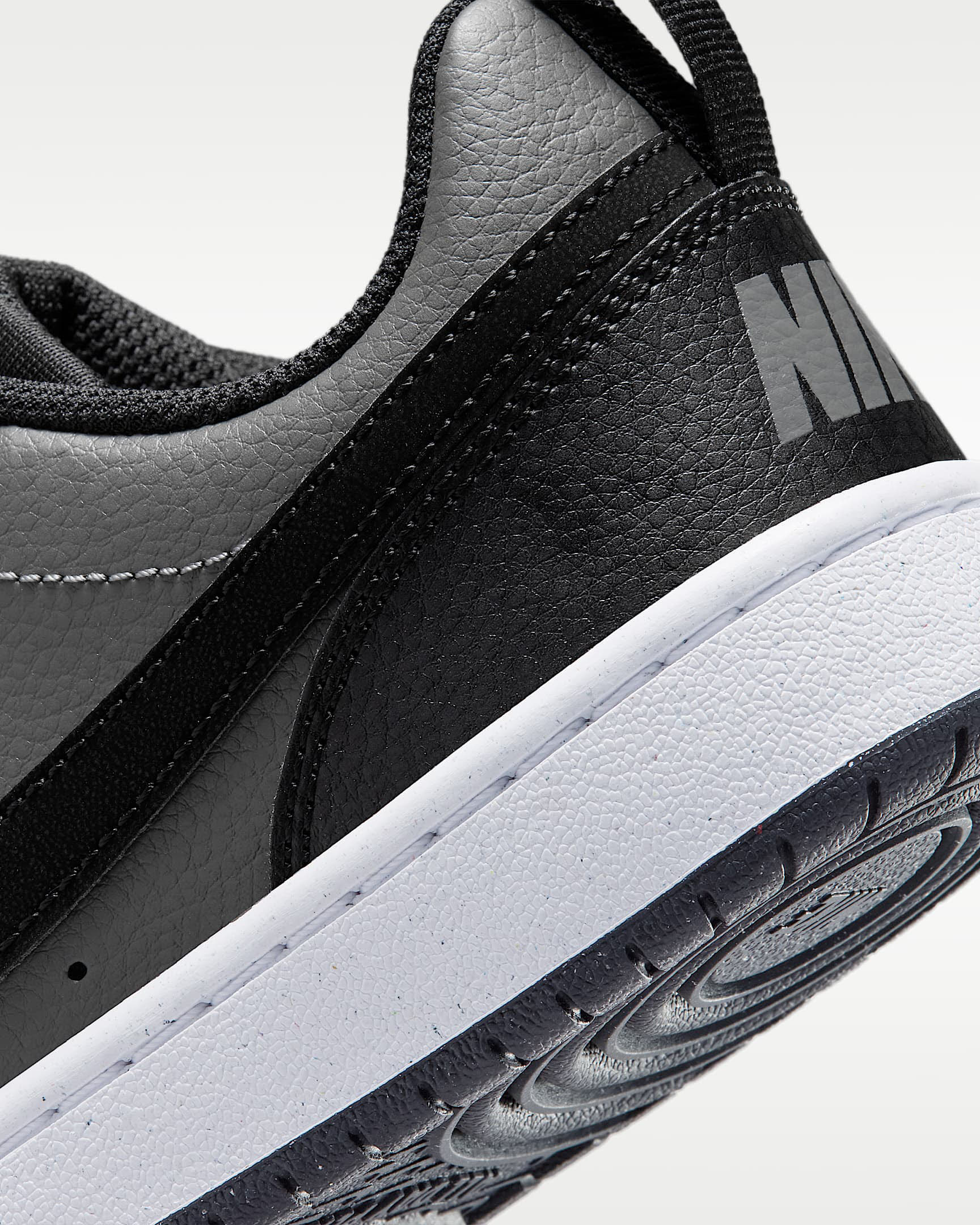 Nike Court Borough Low Schuh (ältere Kinder)