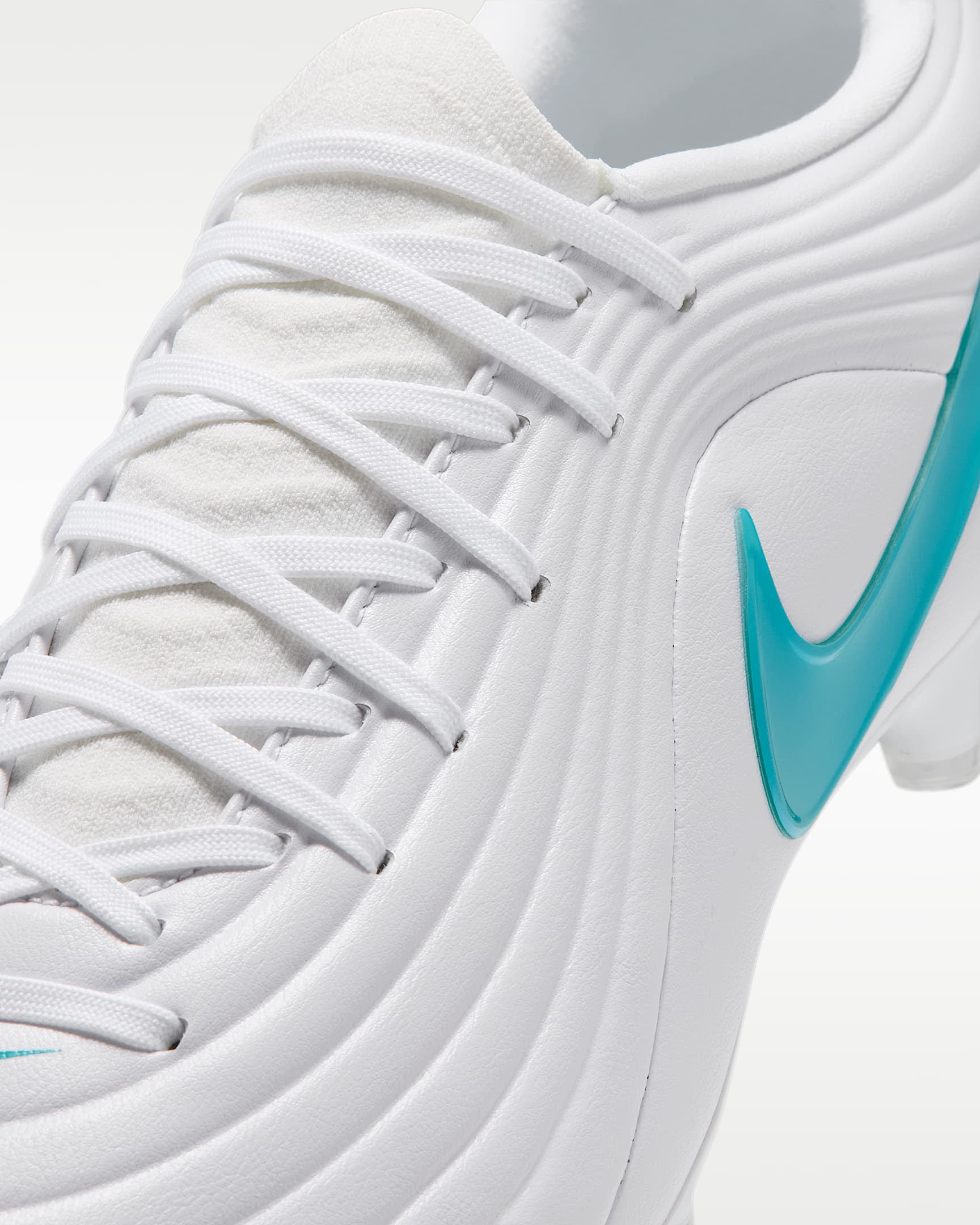 Nike Tiempo Maestro Akademie Low-Top-Fußballschuh für verschiedene Böden